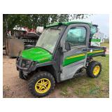John Deere XUV 835R Gator