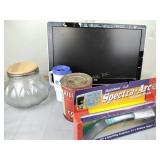 HP 2010i monitor - powers on,  coffee tin, w