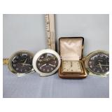 Vintage alarm clocks  (4)