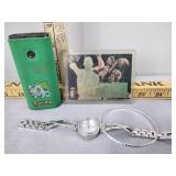 Pokémon recharging port, women