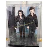 Twilight breaking Dawn Bella and Edward Barbies,