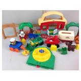 Fisher Price Little People barn with farm animals
