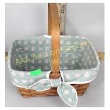1995 Longaberger basket with cloth liner and