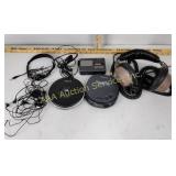 Walkman, Discman and portable radio with multiple