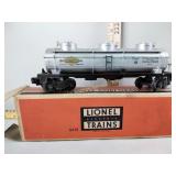 Lionel tank car no. 6415, in original box