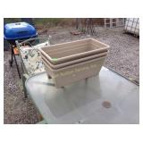 Plastic planters (3)