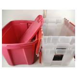 4 plastic storage totes