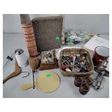 Basket, mixer, range shaker, artificial flowers,