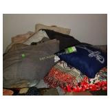 quilts, pillow, throw
