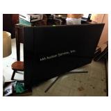 Samsung Flat screen TV, no remote, 66in, powers