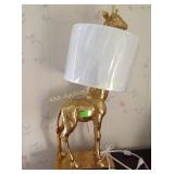 Giraffe lamp