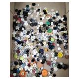 Silver Seal Meadow Gold Bottle, With Buttons