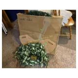 Collapsible Christmas tree, ceramic figurines, lap