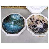 (2) Collector plates: dolphins, Three Stooges