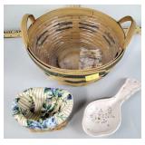 2 Longaberger baskets & Pfaltzgraff spoon rest