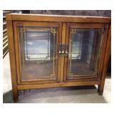 Brandt Chinese style lit curio cabinet. 31.25" h
