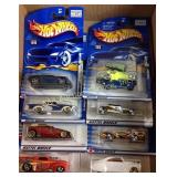 8 Hot Wheels