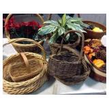 Baskets, faux flowers and fruit