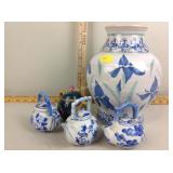 Teapots, ceramic vase