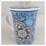 Vera Bradley coffee cup w/lid