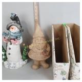 File keepers, snowman figurine, Christmas garden