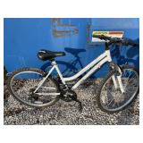 Roadmaster granitepeak adult bike, used condition