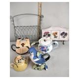 4 teapots, Hen-Feathers Fleurs de Provence