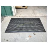Notrax 5ft by 3 ft rubber work mat