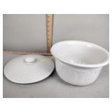 Ceramic Bowl with handle and lid