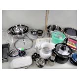 Stainless Steel Mixing Bowls, Pots and Pans, Lids