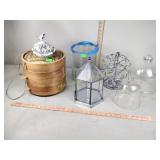 Spice rack, glass decor, bamboo steamer