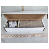 1990 Topps football card set (528), missing 2