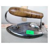 Kick and way traveler iron