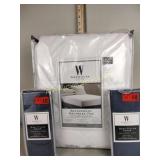 Wamsutta waterproof  mattress  pad Twin XL, 2