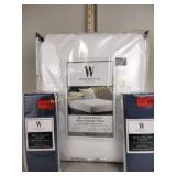 Wamsutta waterproof mattress pad twin XL, 2 body