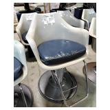 Salon stylist chair