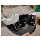 3 Salon wash basins and rubber mat