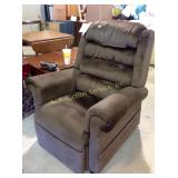 Lift chair, Recliner, good condition
