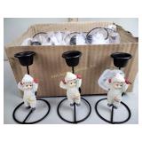 24 snowball with child candle holder