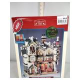 Lemax, Caddington Christmas village, Packard Inn,