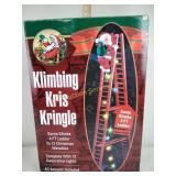 Klimbing Kris Kringle, Santa claims 4 foot ladder