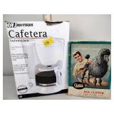 Vintage Oster electric dog clippers (in original