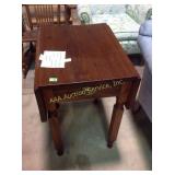 Drop leaf side table 29" x 22"