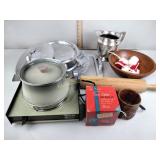 Hammered aluminum pcs., hammered pitcher, wood