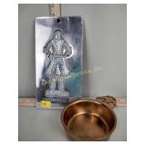 Williamsburg metal gingerbread man mold & brass