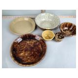 Assorted spongeware bowls