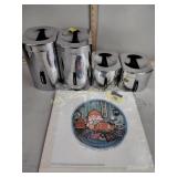 Deco kitchen canister set