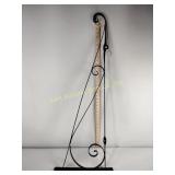 Metal decor hanging flower bracket