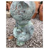 Lawn ornament, concrete, small