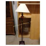 Floor lamp
